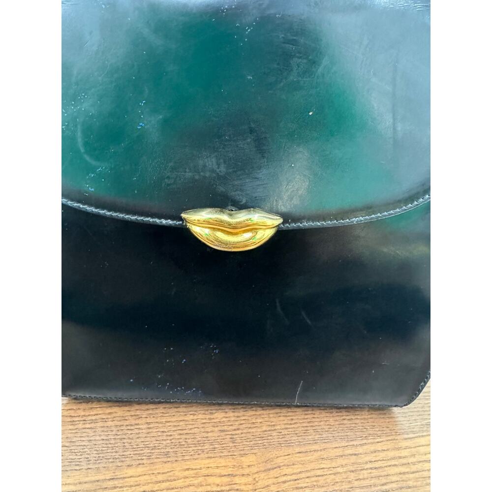 Vintage Black Leather Bag Moschino Golden Lips Buckle handbag bag (pu2000thrifty - Picture 2 of 14